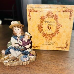 Yesterday's Child Figurine “Ashley with Chrissie…Dress up”